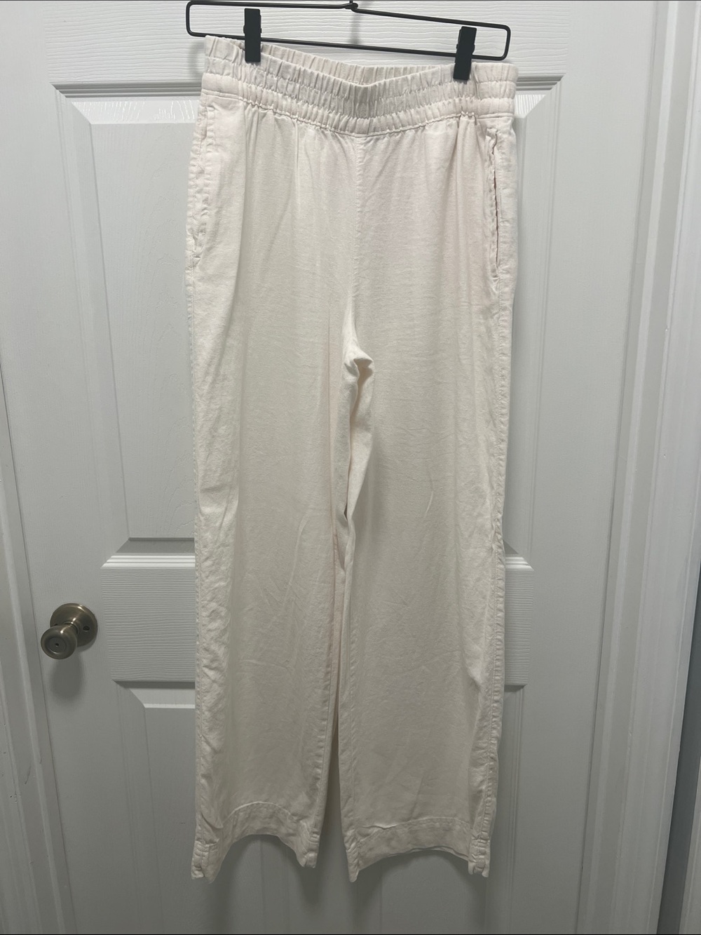 Old Navy White Wide-Leg Pants with Comfort Waistband